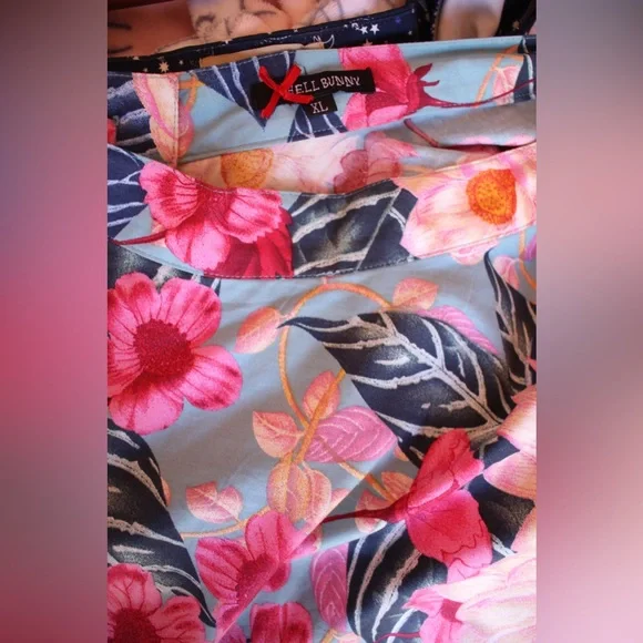Hell Bunny floral tropical skirt XL - Picture 3 of 4